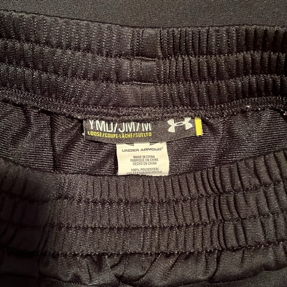 Under Armour black and red open leg fleece pants - Picture 5 of 5
